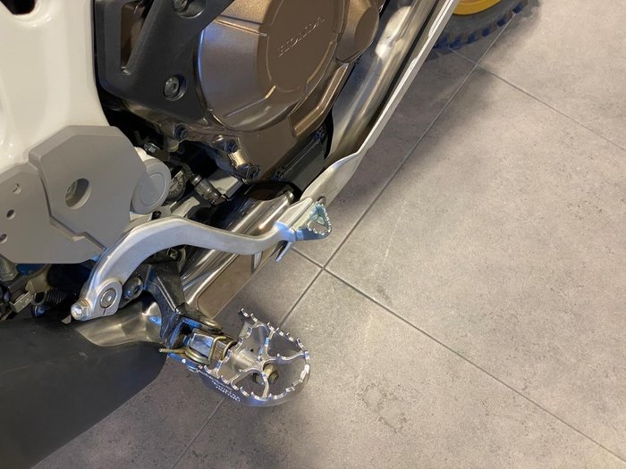 2019 Honda Africa Twin Adventure Sports (CRF1000AL2) Africa Twin White