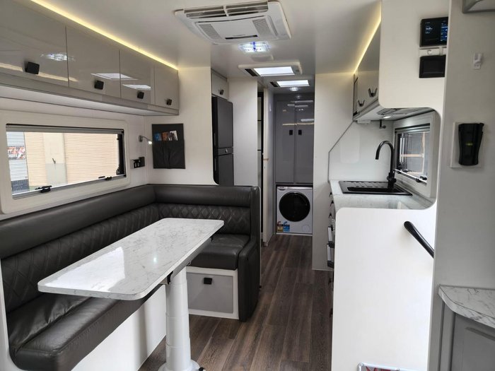 2025 JB Caravans Dirt Road Extreme 22' Triple Bunk
