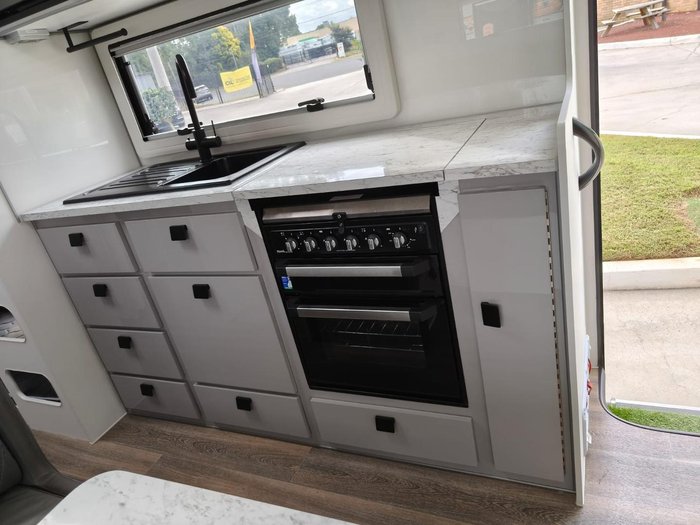 2025 JB Caravans Dirt Road Extreme 22' Triple Bunk