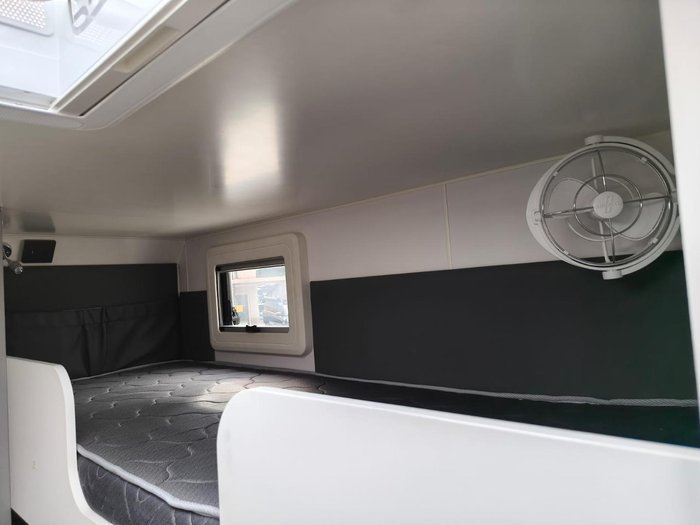 2025 JB Caravans Dirt Road Extreme 22' Family Triple Bunk