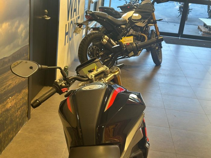 2025 BMW G 310 R G 310 Grey