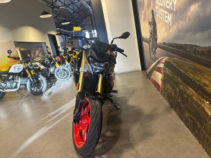 2025 BMW G 310 R G 310 Grey
