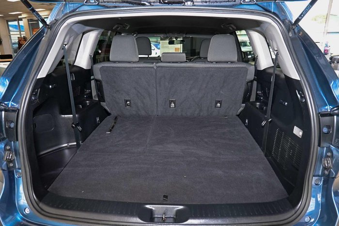 2016 Toyota Kluger GX