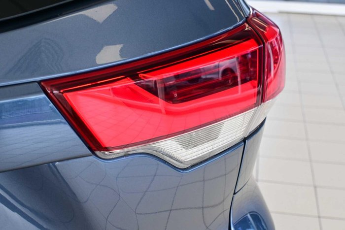 2016 Toyota Kluger GX