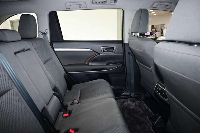 2016 Toyota Kluger GX