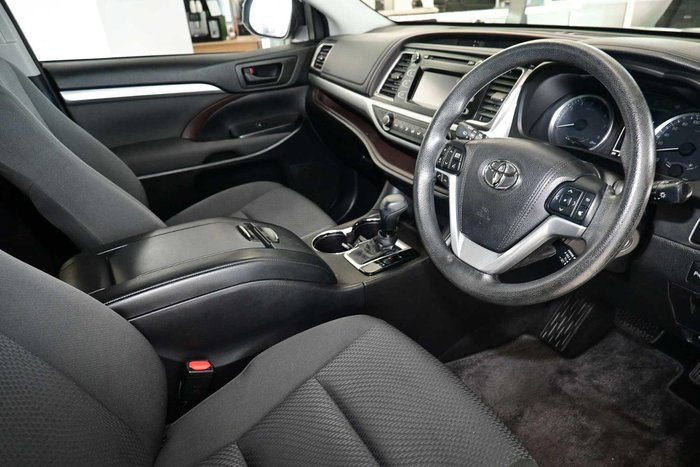 2016 Toyota Kluger GX