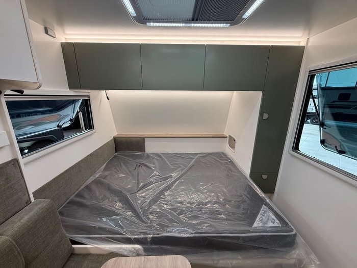 2026 Traveller Desitnation Cruise 13 Queen Bed My26