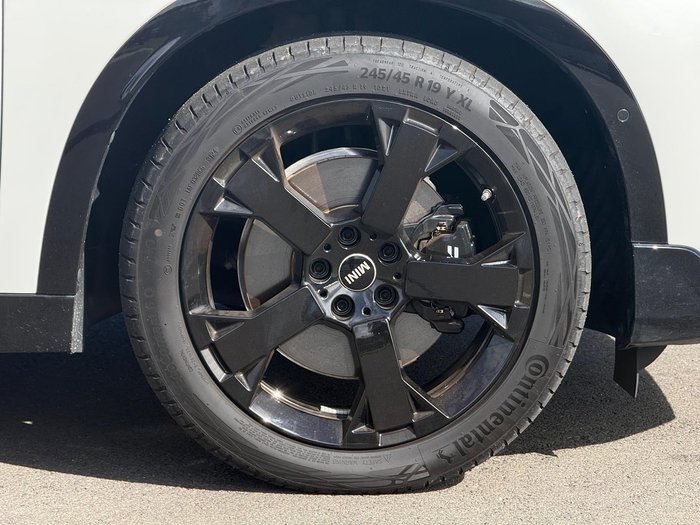 2025 MINI Countryman SE JCW Sport
