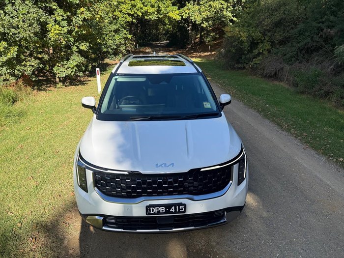 2024 Kia Carnival GT-Line HEV