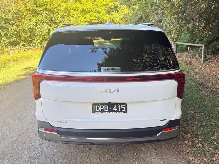 2024 Kia Carnival GT-Line HEV