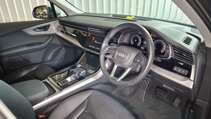 2023 Audi Q7 45 TDI