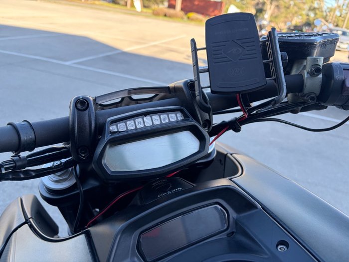 2016 DUCATI DIAVEL CARBON Black