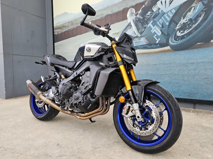 2025 Yamaha MT-09A SP (MT-09SP) White