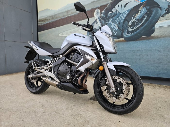 2009 Kawasaki ER-6n White
