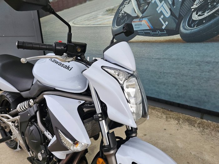 2009 Kawasaki ER-6n White