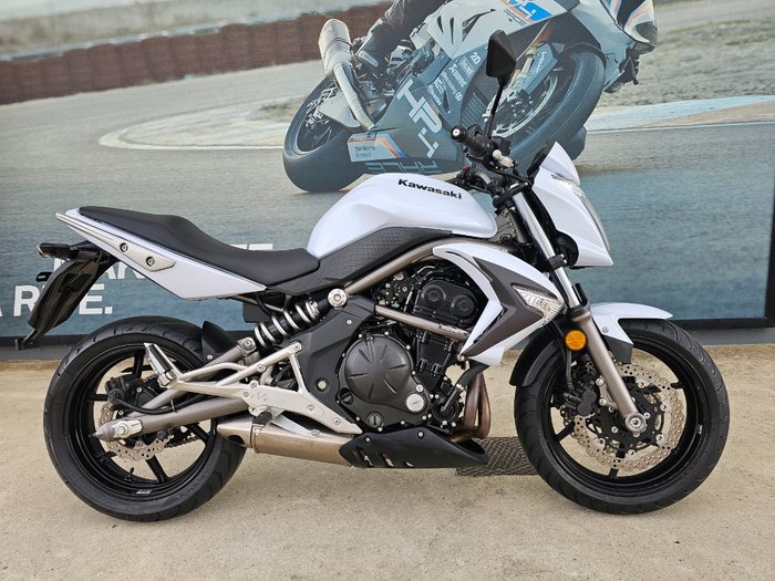 2009 Kawasaki ER-6n White
