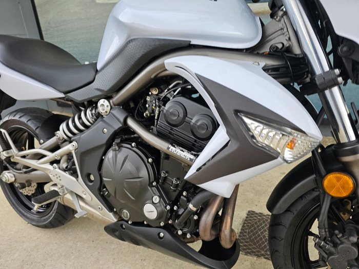 2009 Kawasaki ER-6n White