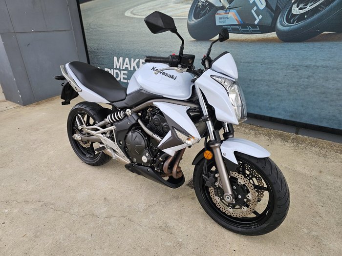 2009 Kawasaki ER-6n White