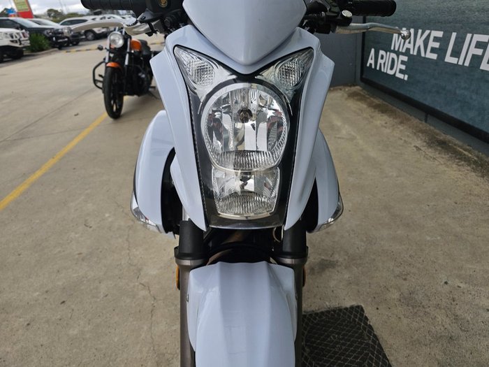 2009 Kawasaki ER-6n White