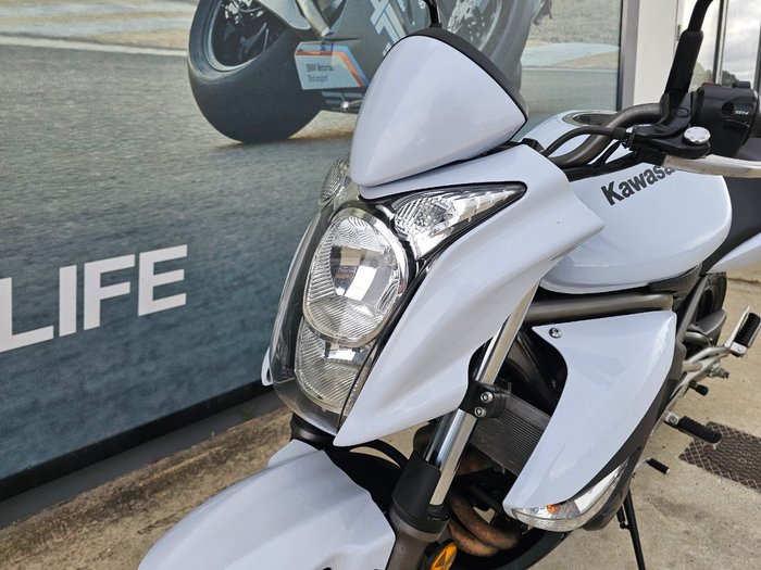 2009 Kawasaki ER-6n White