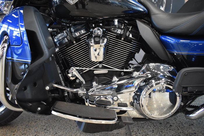 2018 HARLEY-DAVIDSON FLHTCUTG_ANV TRI GLIDE ULT ANN