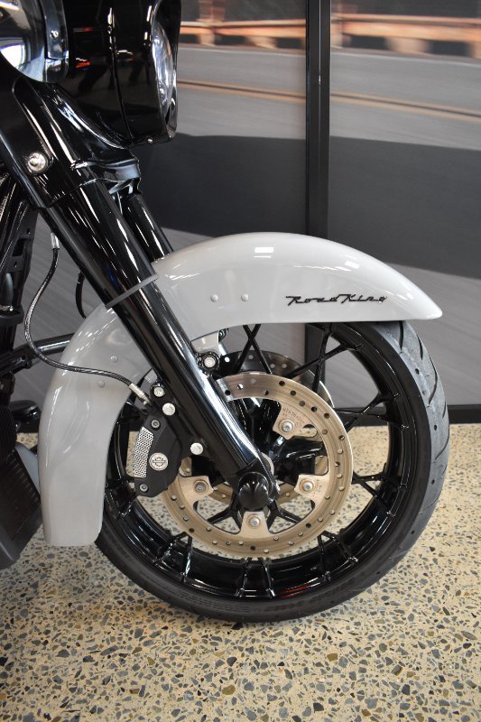 2024 HARLEY-DAVIDSON FLHRXS ROAD KING SPECIAL