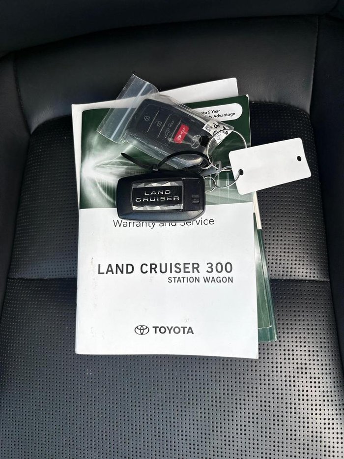 2022 Toyota Landcruiser Sahara FJA300R 4X4 Dual Range