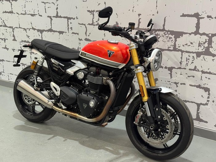 2025 Triumph Speed Twin 1200 RS Speed Twin Orange