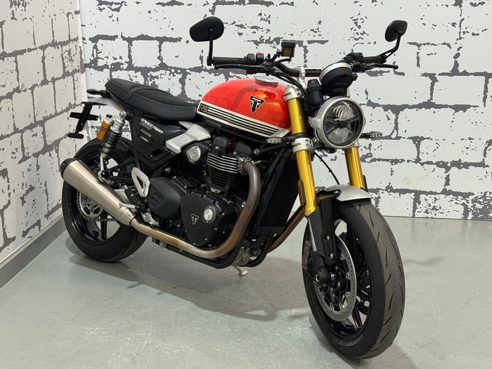 2025 Triumph Speed Twin 1200 RS Speed Twin Orange