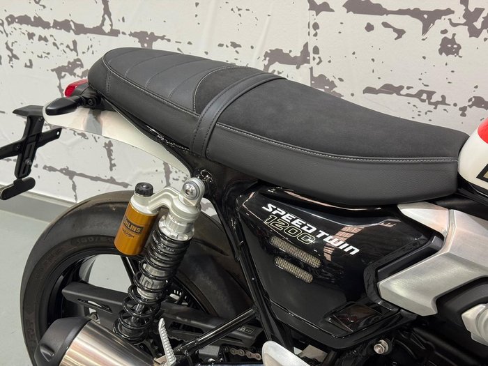 2025 Triumph Speed Twin 1200 RS Speed Twin Orange