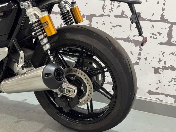 2025 Triumph Speed Twin 1200 RS Speed Twin Orange