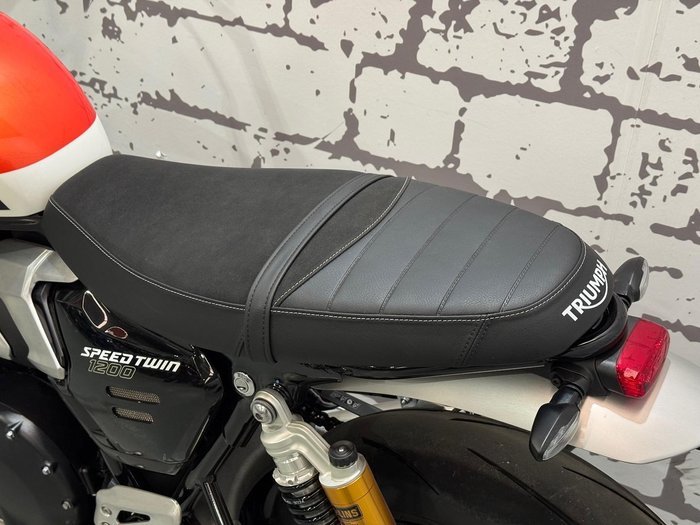 2025 Triumph Speed Twin 1200 RS Speed Twin Orange