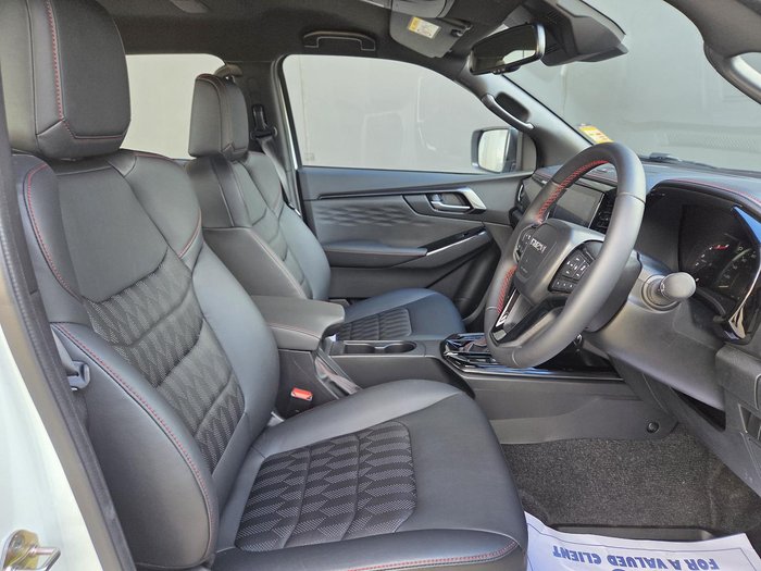 2025 Isuzu D-MAX X-TERRAIN