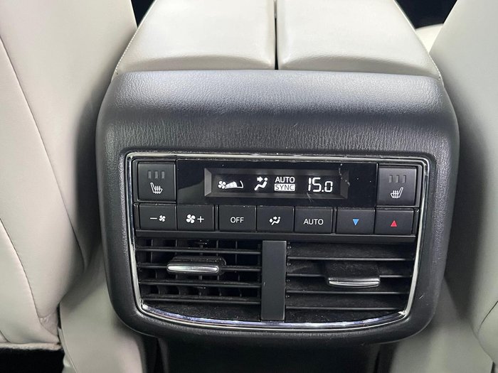2018 Mazda CX-8 Asaki