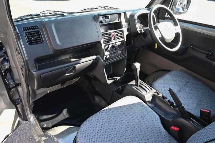 2024 Suzuki Carry KC