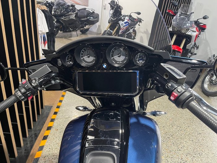 2023 BMW Motorrad R 18 B GRAVITYBLUE METALLIC