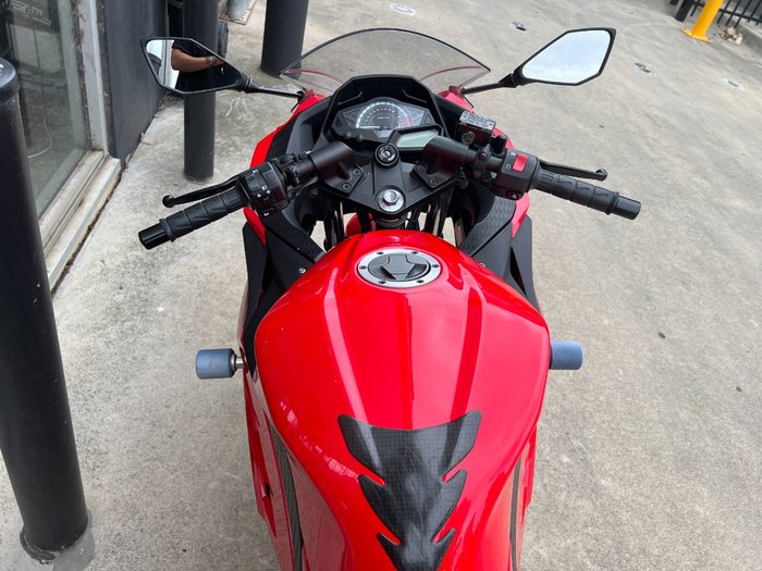 2016 Kawasaki NINJA 300 ABS RED