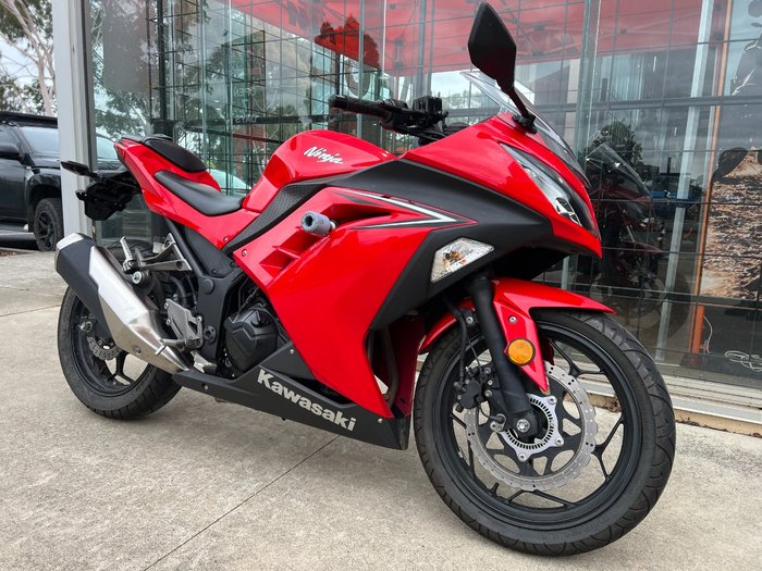 2016 Kawasaki NINJA 300 ABS RED
