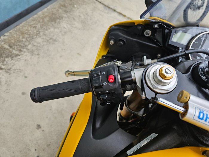 2007 Yamaha YZF-R6 Yellow