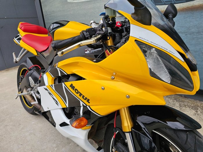 2007 Yamaha YZF-R6 Yellow
