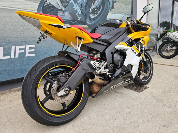 2007 Yamaha YZF-R6 Yellow