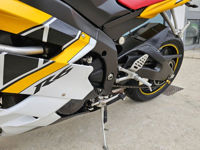 2007 Yamaha YZF-R6 Yellow