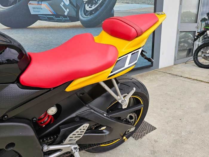 2007 Yamaha YZF-R6 Yellow