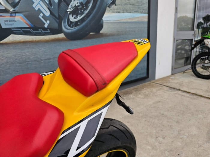 2007 Yamaha YZF-R6 Yellow