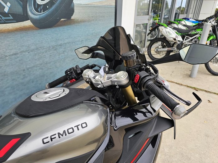 2023 CFMOTO 450 SR ABS Black