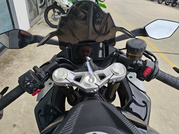 2023 CFMOTO 450 SR ABS Black