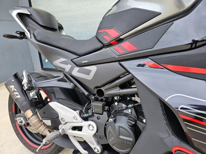 2023 CFMOTO 450 SR ABS Black