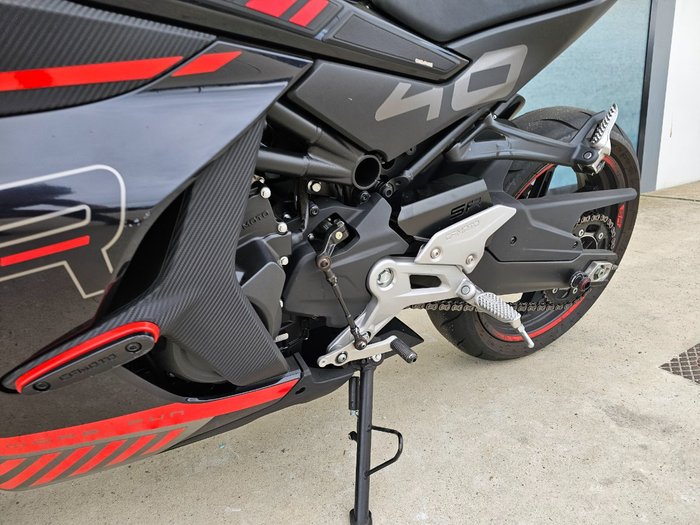 2023 CFMOTO 450 SR ABS Black