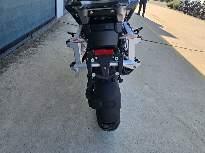 2025 BMW Motorrad R 1300 GS ADVENTURE OPTION 719 Green