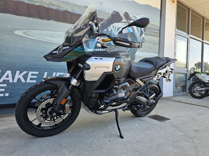 2025 BMW Motorrad R 1300 GS ADVENTURE OPTION 719 Green